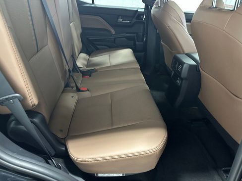 Used 2025 Toyota 4Runner Limited image 53