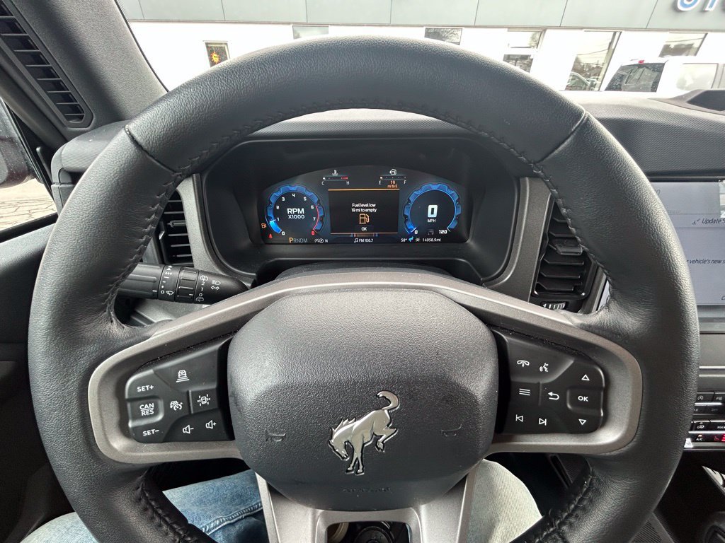 Used 2025 Ford Bronco Badlands AWD/4WD image 14