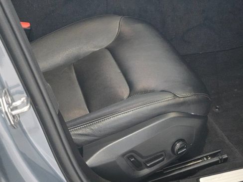 Used 2022 Volvo S60 B5 Inscription FWD image 7