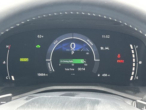 Used 2025 Toyota Camry SE w/ Convenience Package AWD/4WD image 19