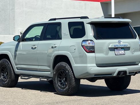 Used 2022 Toyota 4Runner TRD Sport w/ Technology Package RWD image 7