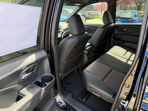New 2026 Honda Ridgeline Black Edition image 14