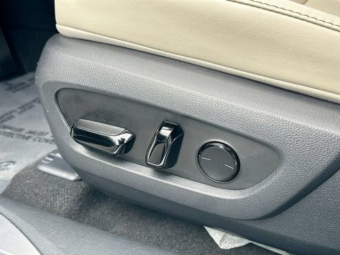 Used 2024 Lexus RX 350 Premium w/ Accessory Package (Z1) FWD image 32