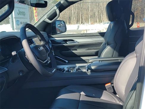 New 2026 Jeep Grand Wagoneer Limited image 14