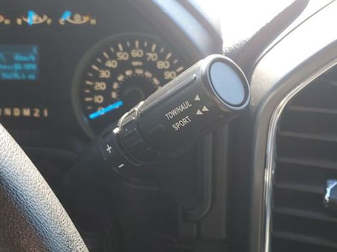 Used 2015 Ford F150 XLT AWD/4WD image 14