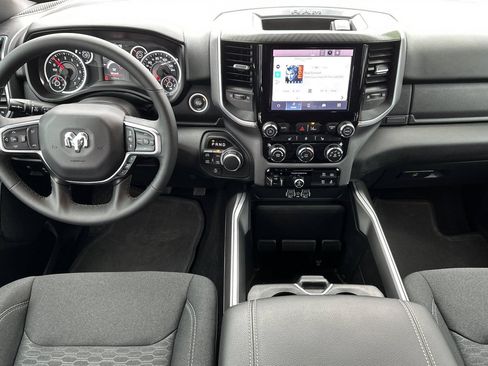 Used 2025 RAM 1500 Big Horn AWD/4WD image 13