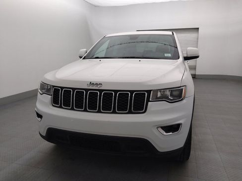 Used 2017 Jeep Grand Cherokee Laredo RWD image 15