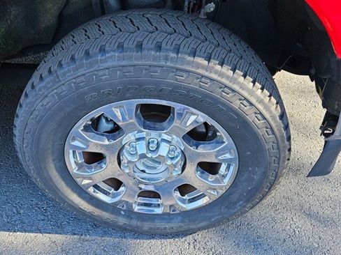 Used 2021 Ford F250 Lariat w/ Chrome Package image 19