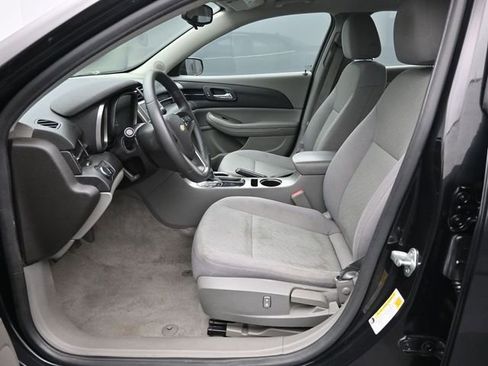 Used 2014 Chevrolet Malibu LS image 24