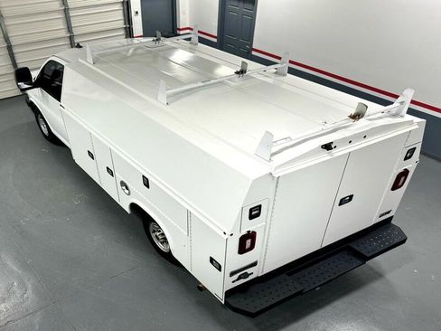 Used 2020 GMC Savana 3500 w/ Power Convenience Package image 23