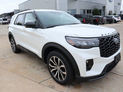 New 2025 Ford Explorer ST-Line