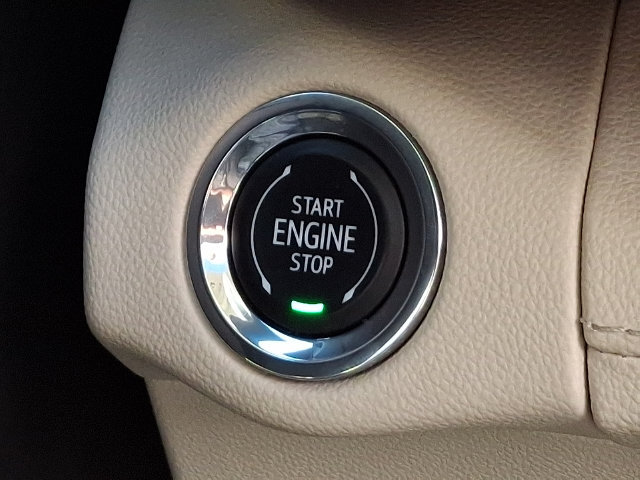Used 2023 Buick Envision Avenir AWD/4WD image 16