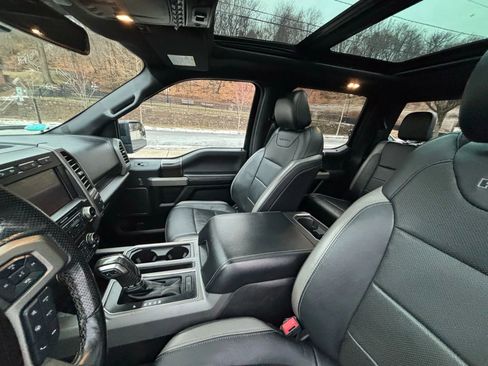 Used 2018 Ford F150 Raptor w/ Equipment Group 802A Luxury image 17