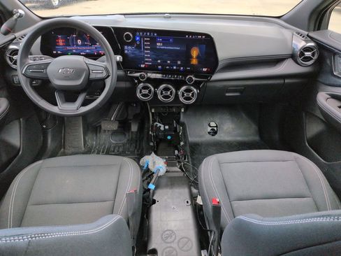 Used 2024 Chevrolet Blazer EV AWD Police image 21