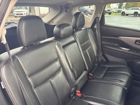 Used 2023 Nissan Murano SV w/ SV Midnight Edition Package image 14