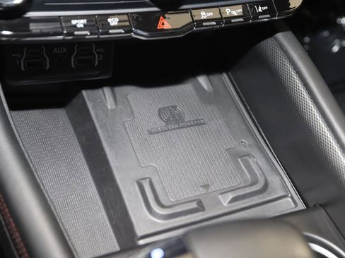 Used 2022 Dodge Durango R/T image 32