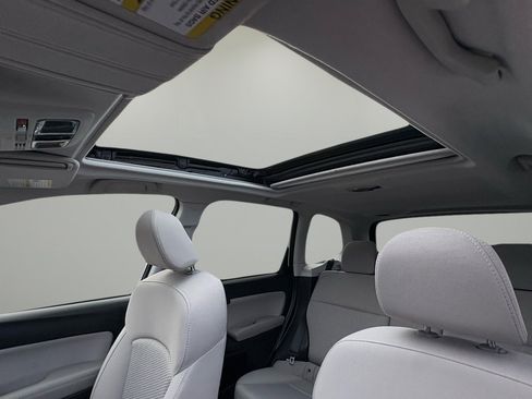 Used 2016 Subaru Forester 2.5i Premium image 24