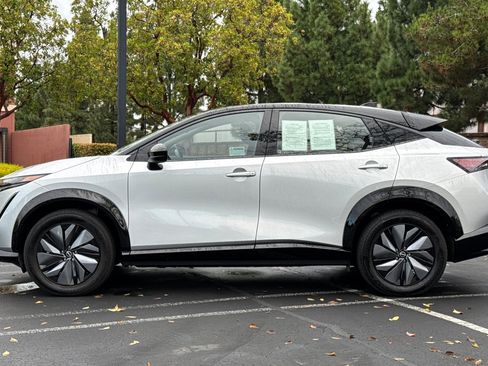 Certified 2023 Nissan Ariya AWD image 7