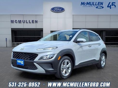 Used 2023 Hyundai Kona SEL AWD/4WD image 1