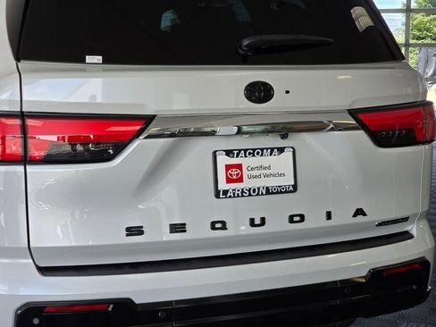 Certified 2025 Toyota Sequoia Limited AWD/4WD image 12