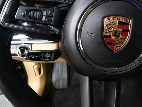 Used 2023 Porsche Panamera 4S w/ Premium Package image 10