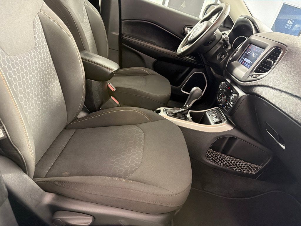 Used 2019 Jeep Compass Sport FWD image 21