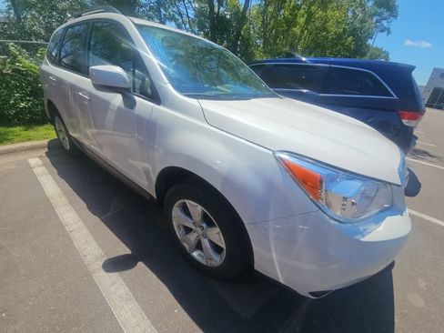 Used 2016 Subaru Forester 2.5i Premium w/ Popular Package #2 AWD/4WD image 3