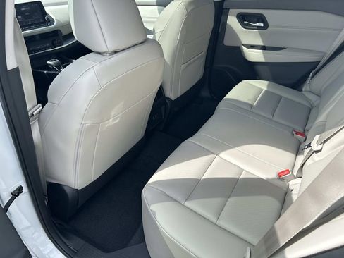 New 2026 Nissan Rogue SV AWD/4WD image 19
