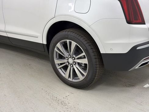New 2026 Cadillac XT5 Premium Luxury w/ Driver Assist Package AWD/4WD image 17