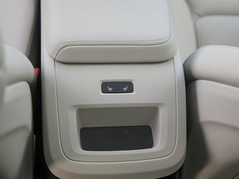 New 2025 Volvo XC60 T8 Plus w/ Protection Package Premier image 21