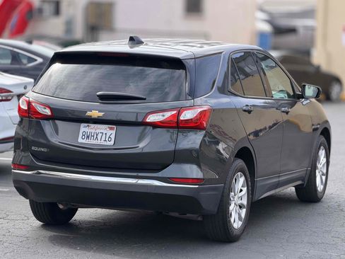 Used 2018 Chevrolet Equinox LS FWD image 6