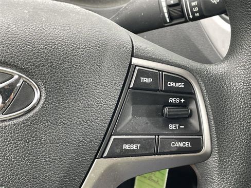 Used 2022 Hyundai Accent SE w/ Cargo Package FWD image 20