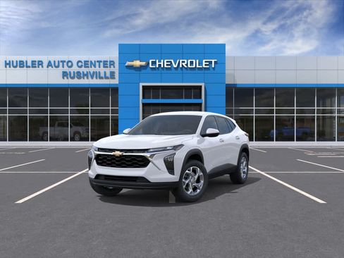 New 2026 Chevrolet Trax LS w/ LS Convenience Package FWD image 8