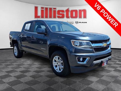 Used 2019 Chevrolet Colorado LT w/ LT Convenience Package RWD image 3