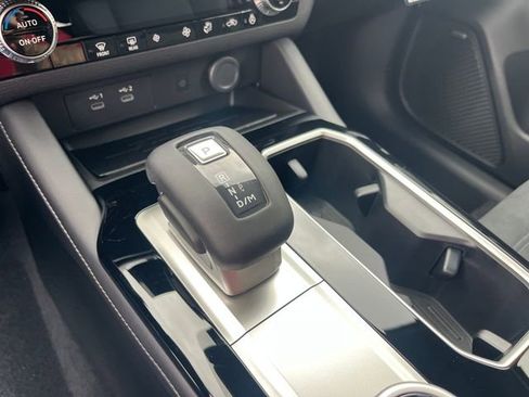 New 2026 Mitsubishi Outlander LE FWD image 23