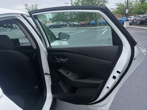 Used 2025 Honda Accord SE image 26