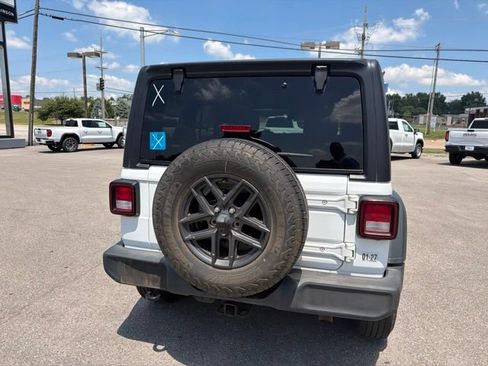 Used 2024 Jeep Wrangler Unlimited Sport AWD/4WD image 21