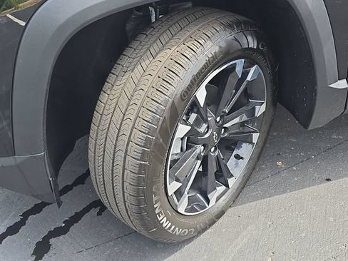 New 2027 Chevrolet Equinox RS w/ LPO, Floor Liner Package AWD/4WD image 33