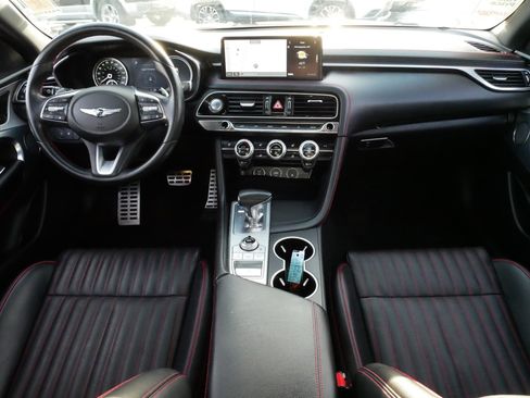 Used 2023 Genesis G70 2.0T w/ Sport Prestige Package image 10