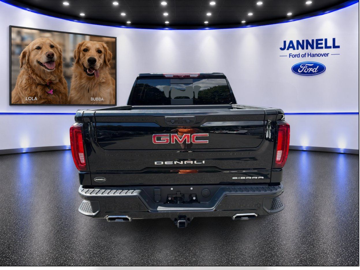 Used 2024 GMC Sierra 1500 Denali w/ Denali Reserve Package AWD/4WD image 7