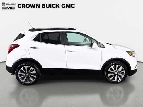 Certified 2021 Buick Encore Preferred w/ Safety Package FWD image 4