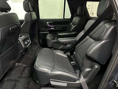 Used 2025 Ford Expedition Max Platinum w/ Stealth Performance Package AWD/4WD image 21