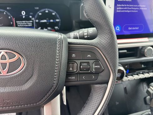 New 2026 Toyota 4Runner Limited w/ Tow Technology Package image 16