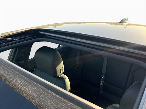 Used 2025 Cadillac CT4 Premium Luxury image 22