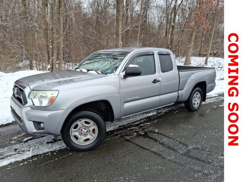 Used 2015 Toyota Tacoma 2WD Access Cab image 1