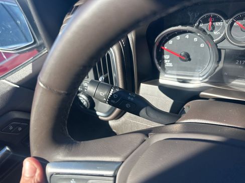 Used 2021 Chevrolet Silverado 1500 LTZ w/ Z71 Off-Road Package image 20