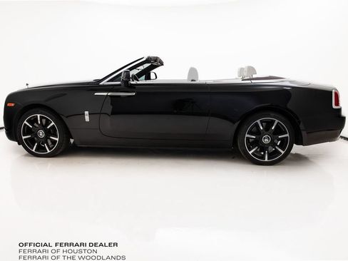 Used 2018 Rolls-Royce Dawn RWD image 8
