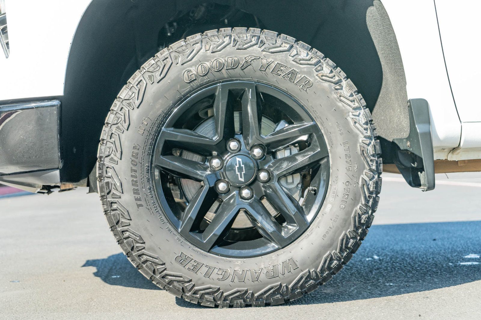 Used 2025 Chevrolet Silverado 1500 Custom Trail Boss AWD/4WD image 11