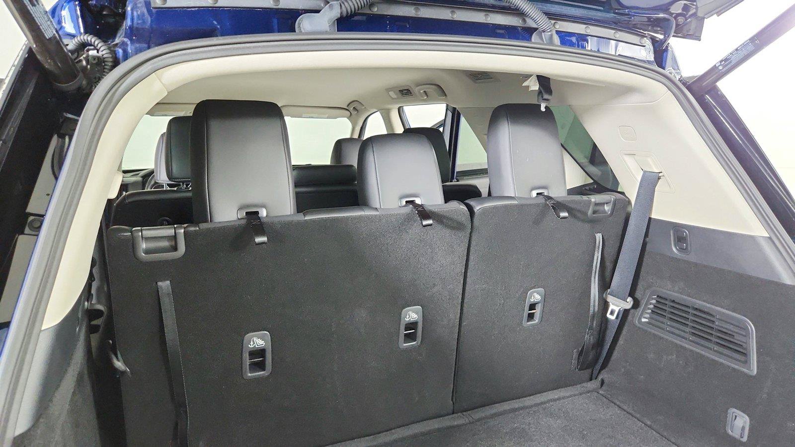 Used 2025 Nissan Pathfinder SL AWD/4WD image 24