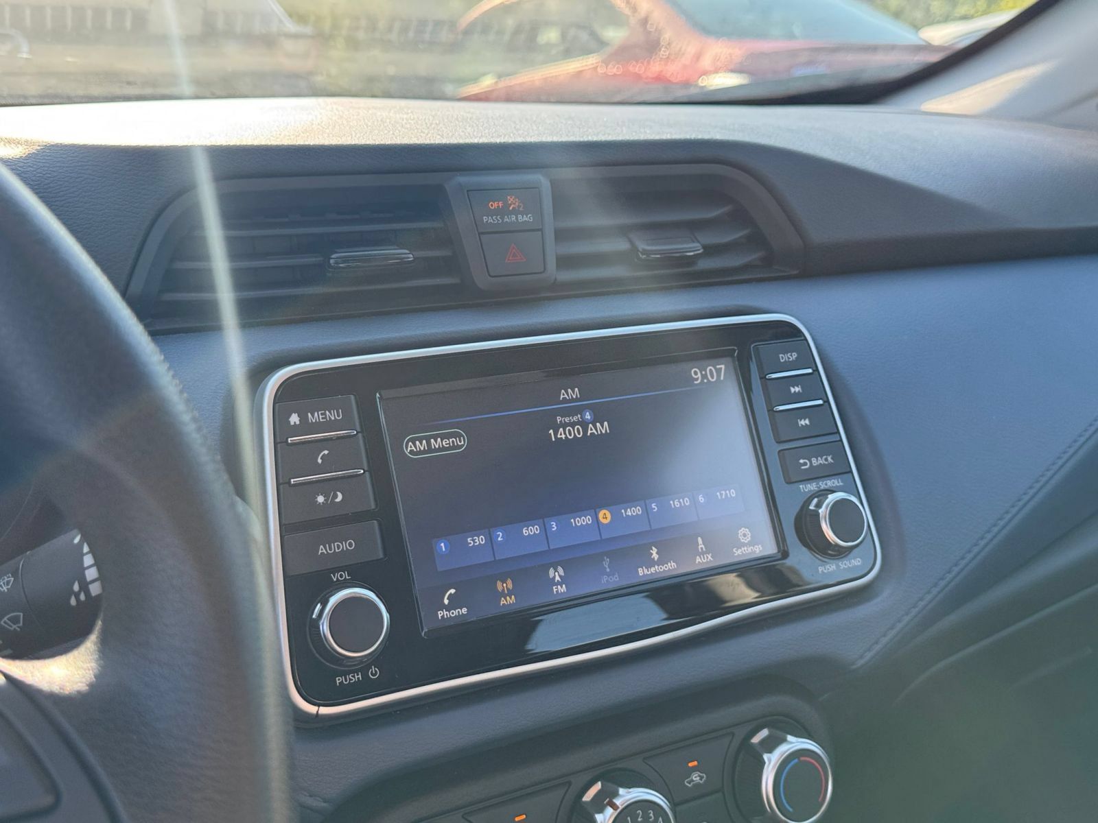 Used 2025 Nissan Versa SV FWD image 19